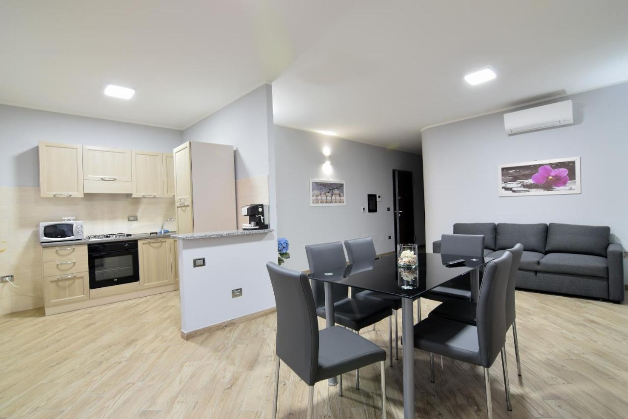 Luxury Garibaldi Apartment Alghero Exterior photo